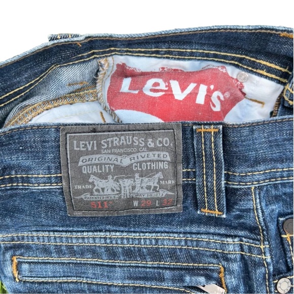 Unique Levi’s 511 jeans w/double back pockets.Tag: 29/32 Please see measurements - Picture 3 of 11